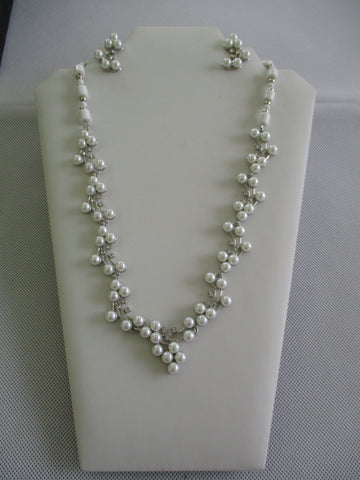 Silver White Glass Beads Silver Metal Pearls Bib Necklace Earrings Set (NE551)