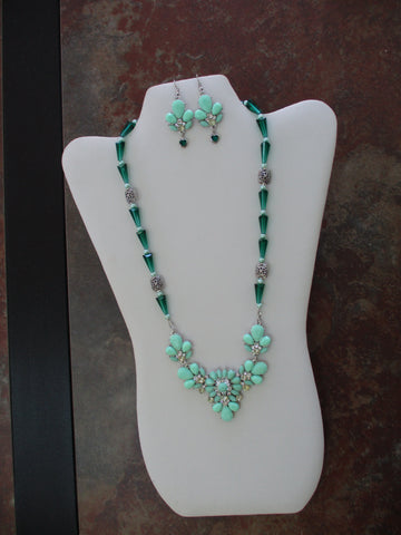 Green Glass Cone Beads Green Pearls Choker Bib Pendant Necklace Earring Set (NE561)
