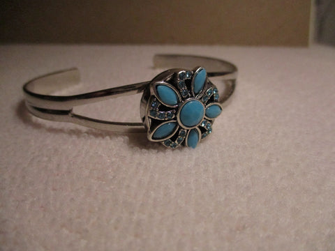 Silver Cuff Blue Snap Button Pendant Bracelet (B528)