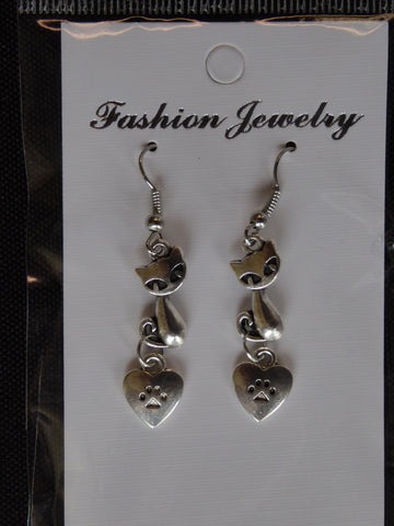 Silver Short Cat Sitting Paw Heart Earrings (E691)