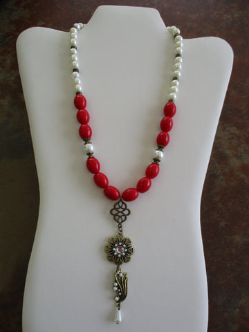 Bronze White Pearls Red Glass Beads 3 Pendant Bling Necklace (N1291)