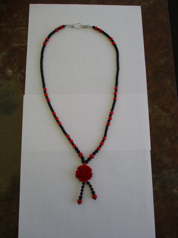 Silver Black Red Glass Beads Small Rose Pendant Necklace (N1352)