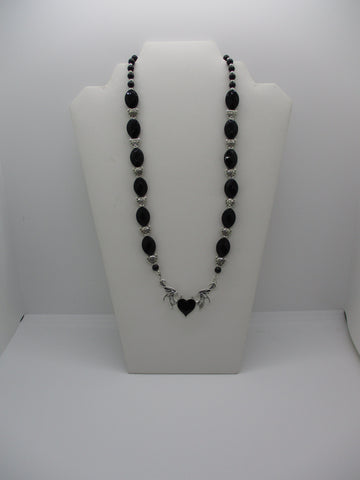 Black Glass Beads Silver Metal Heart Beads Black Wings Heart Pendant Necklace (N1366)