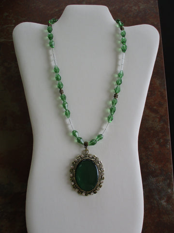 Green Clear Glass Beads Bronze Spacer Beads Oval Green Bronze Pendant Necklace (N1413)