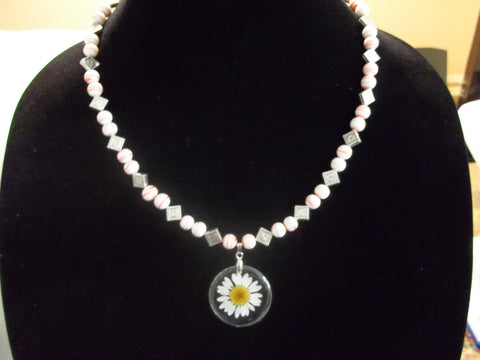 Silver Orange Swirl Glass Bead Daisy Pendant Necklace (N815)